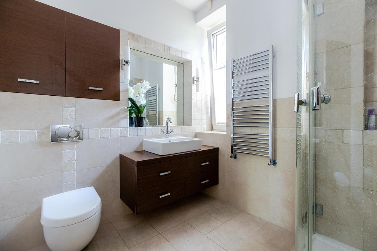 Luxury Villa Indoor Pool Warsaw Magdalenka ภายนอก รูปภาพ