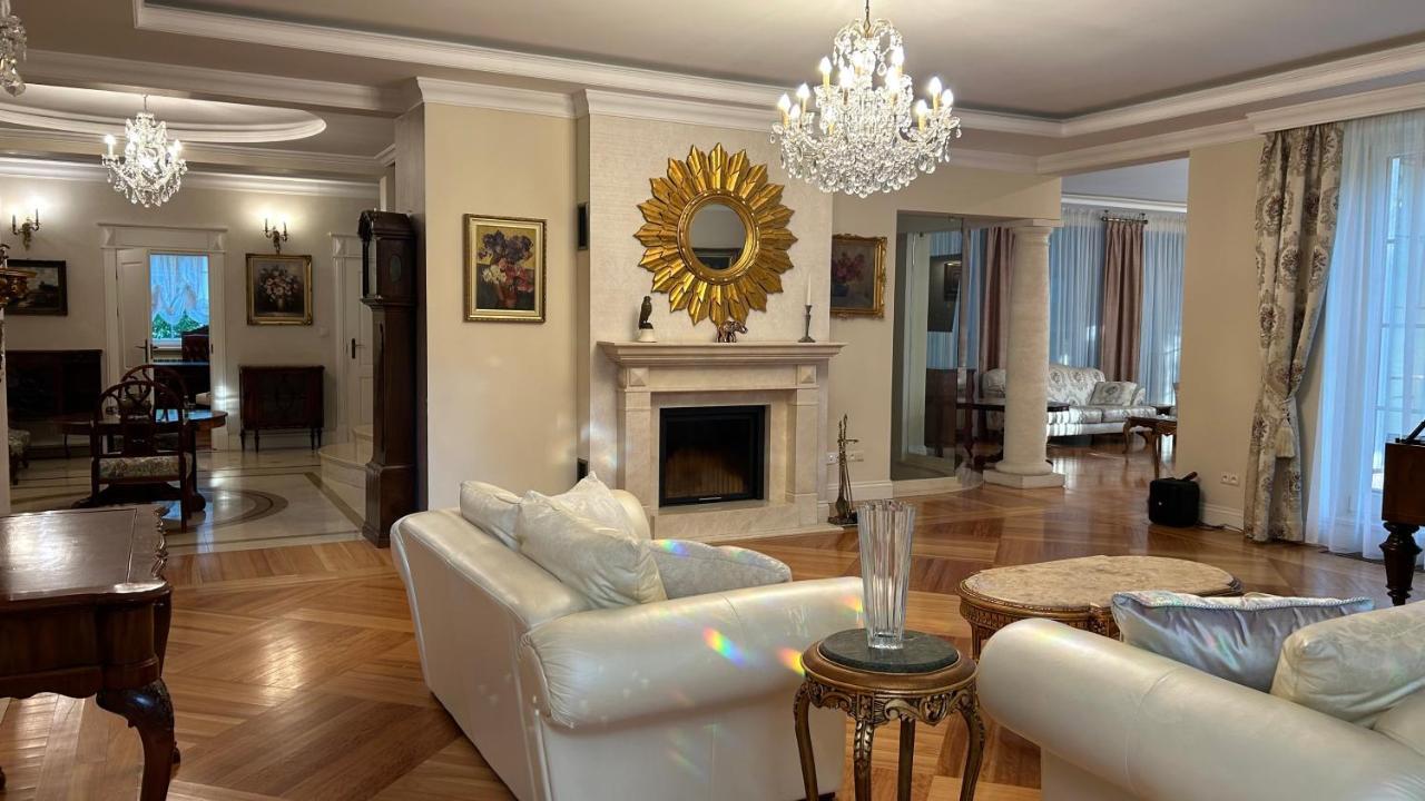 Luxury Villa Indoor Pool Warsaw Magdalenka ภายนอก รูปภาพ